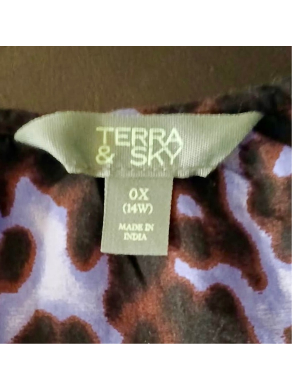 Terra & Sky Women's Purple Leopard Print Blouse 0X (14W) INV466 - Picture 5 of 9